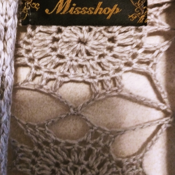 Cardigan - Picture 2 of 3